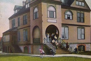 Postcard showing the Children’s Home in Appleton, Wisconsin.
